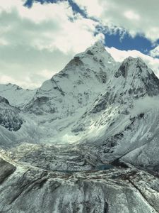 Preview wallpaper mountains, sky, light, peaks, snow