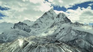 Preview wallpaper mountains, sky, light, peaks, snow