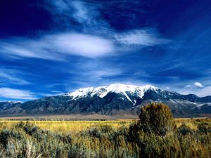 Preview wallpaper mountains, sky, top, idaho, blue