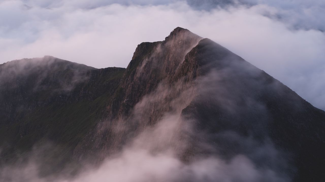 Wallpaper mountains, slope, fog, clouds