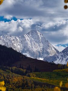 Preview wallpaper mountains, snow, clouds, trees, landscape