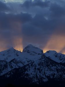 Preview wallpaper mountains, snow, clouds, twilight