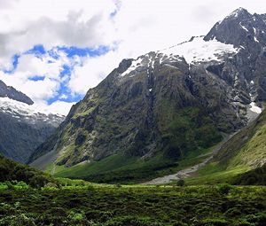 Preview wallpaper mountains, snow, greens, height, sky, greatness