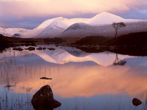 Preview wallpaper mountains, snow, lake, reflection, mirror, evening