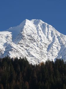 Preview wallpaper mountains, snow, landscape, peaks, trees