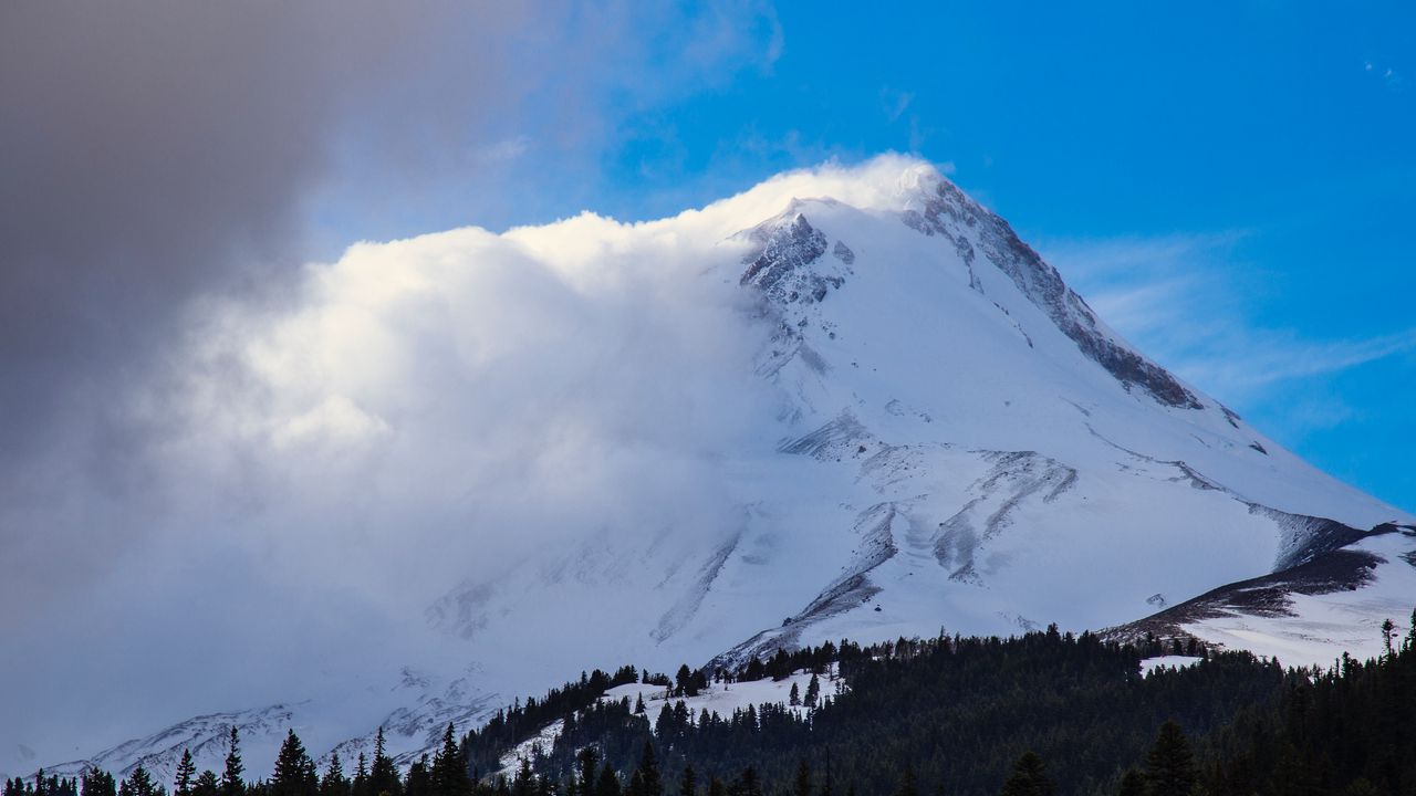 Wallpaper mountains, snow, peak, fog