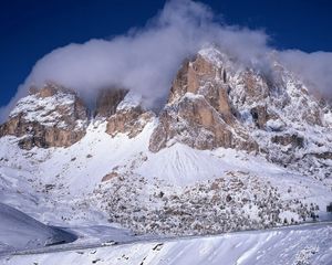 Preview wallpaper mountains, snow, road, slope, descent, inclination, fog, clouds, tops