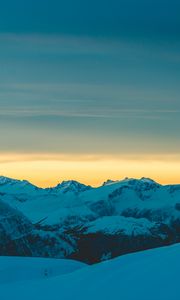 Preview wallpaper mountains, snow, sunset, horizon, sky, snowy