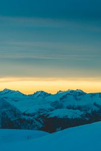 Preview wallpaper mountains, snow, sunset, horizon, sky, snowy