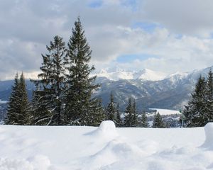 Preview wallpaper mountains, snow, tatra mountains, carpathians