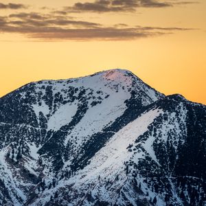 Preview wallpaper mountains, snow, twilight, nature