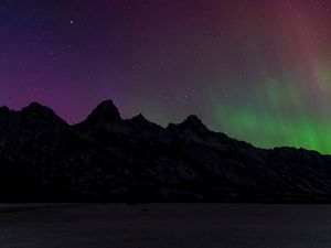 Preview wallpaper mountains, snow, valley, northern lights, night