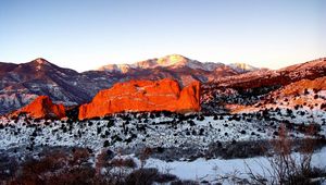 Preview wallpaper mountains, snow, vegetation, illumination, sun, shade