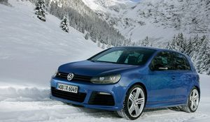 Preview wallpaper mountains, snow, volkswagen