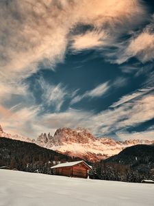 Preview wallpaper mountains, snow, winter, top, structure