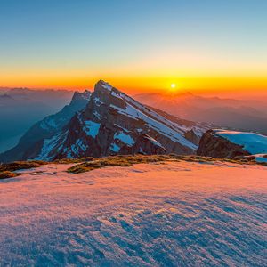 Preview wallpaper mountains, snow, winter, landscape, sunrise, nature