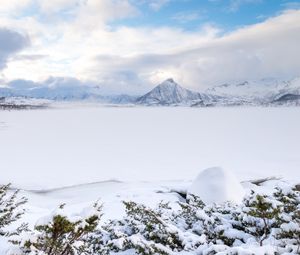 Preview wallpaper mountains, snow, winter, landscape, norway