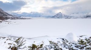 Preview wallpaper mountains, snow, winter, valley, landscape