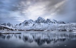 Preview wallpaper mountains, snow, winter, lake, reflection