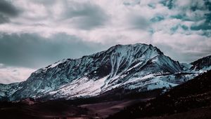 Preview wallpaper mountains, snow-covered, peaks