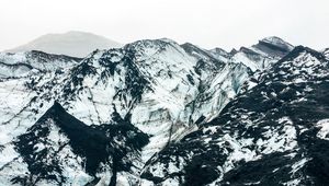 Preview wallpaper mountains, snow-covered, peaks