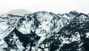 Preview wallpaper mountains, snow-covered, peaks