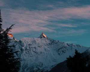 Preview wallpaper mountains, snowy, dark, peak