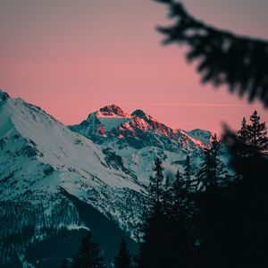 Preview wallpaper mountains, snowy, dusk, landscape, evening