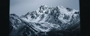Preview wallpaper mountains, snowy, peaks, rocks