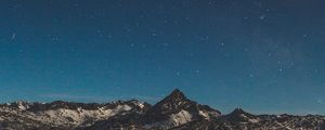 Preview wallpaper mountains, starry sky, night, stars, peak, snowy