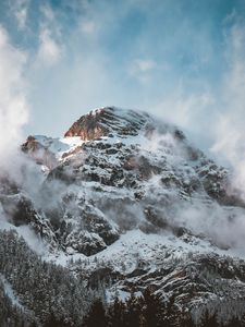 Preview wallpaper mountains, summit, fog, clouds