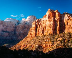 Preview wallpaper mountains, sun, trees, rocks