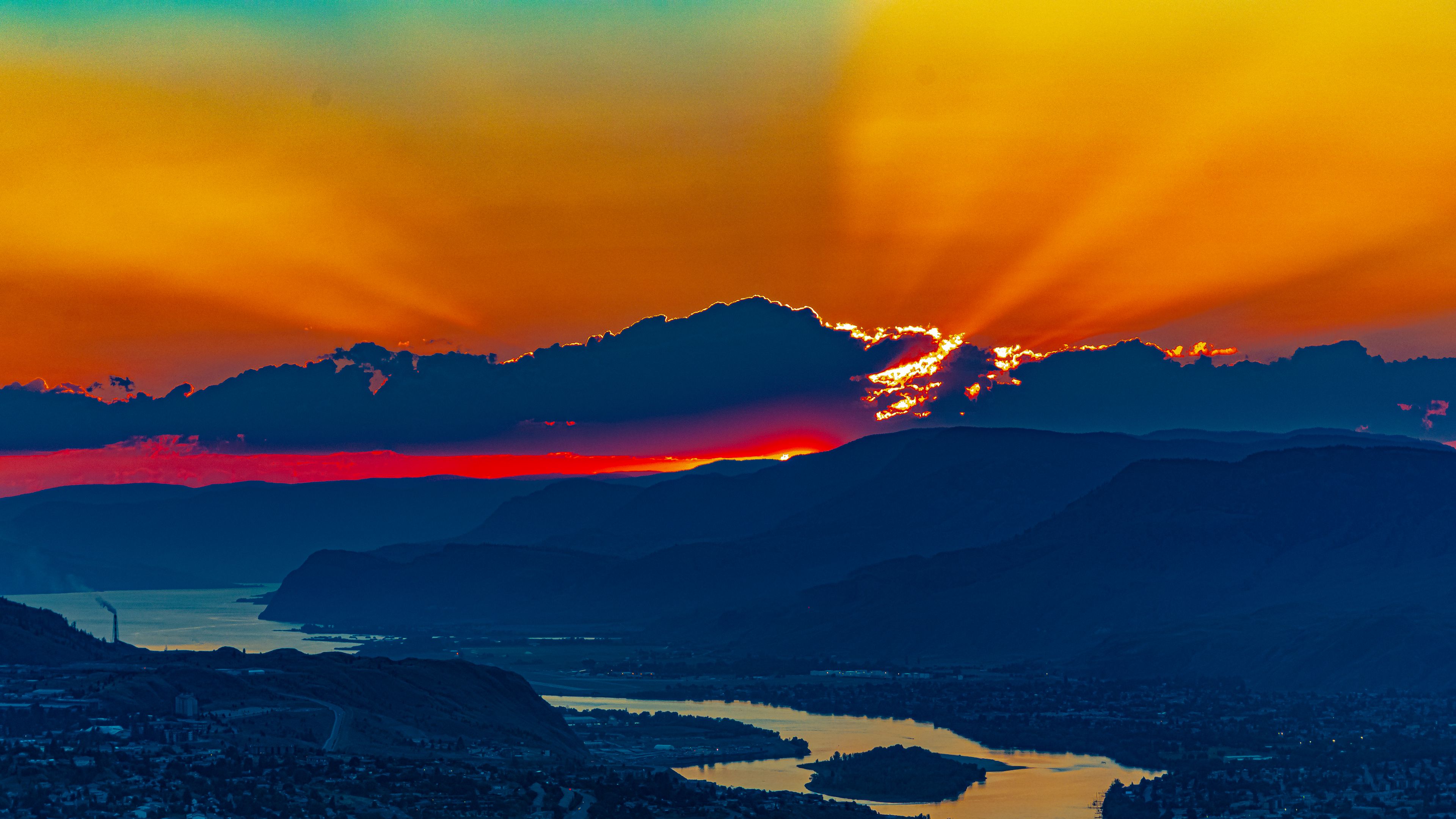 3840x2160 Wallpaper mountains, sunset, clouds, sky, evening, nature