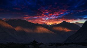 Preview wallpaper mountains, sunset, dusk, landscape, evening