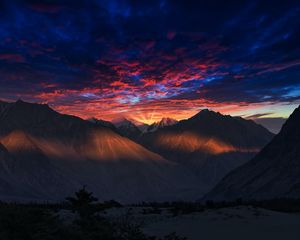 Preview wallpaper mountains, sunset, dusk, landscape, evening