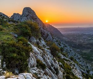 Preview wallpaper mountains, sunset, dusk, evening, landscape