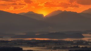 Preview wallpaper mountains, sunset, fog, scotland