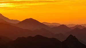 Preview wallpaper mountains, sunset, fog, dusk, landscape
