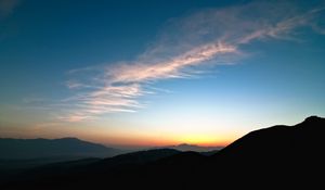 Preview wallpaper mountains, sunset, horizon, sky, clouds, california