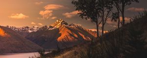 Preview wallpaper mountains, sunset, lake, grass, new zealand