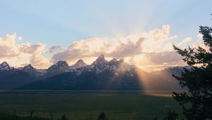 Preview wallpaper mountains, sunset, landscape, clouds, sunlight