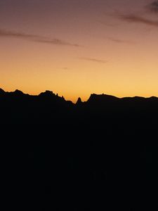 Preview wallpaper mountains, sunset, silhouette, outlines, dark