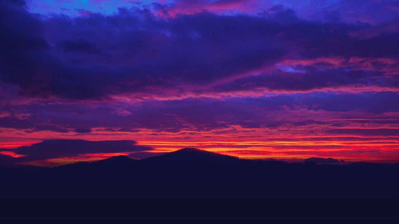 Wallpaper mountains, sunset, sky, clouds