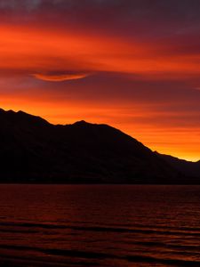 Preview wallpaper mountains, sunset, skyline, sky