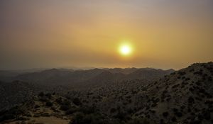 Preview wallpaper mountains, sunset, sun, dusk, evening, landscape