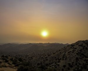 Preview wallpaper mountains, sunset, sun, dusk, evening, landscape
