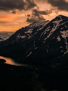 Preview wallpaper mountains, sunset, top, lake, clouds