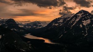 Preview wallpaper mountains, sunset, top, lake, clouds