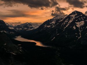 Preview wallpaper mountains, sunset, top, lake, clouds