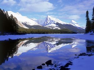 Preview wallpaper mountains, tops, reflection, lake